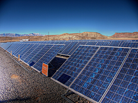 solar-farm-CFBSr.jpg