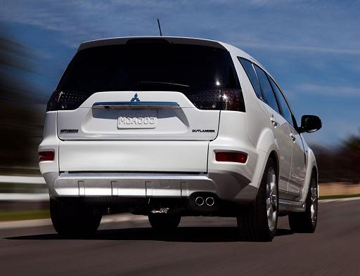 2010-mitsubishi-outlander-4.jpg