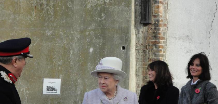 QueenAtPoppyFactory.jpg