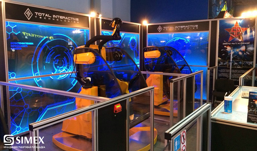 Torzhiestviennoie-otkrytiie-attraktsiona-virtualnoi-riealnosti-StarBlade-25-Noiabria-2015-ghoda_5.jpg