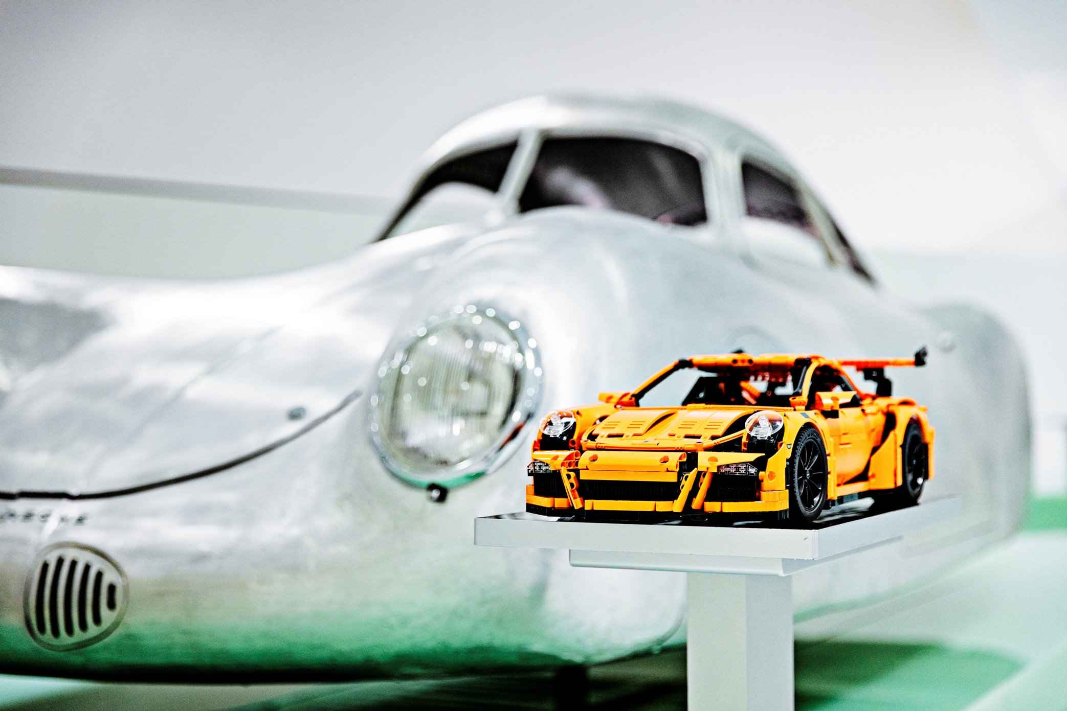 Lego_Porsche_Stuttgart_small_4.jpg