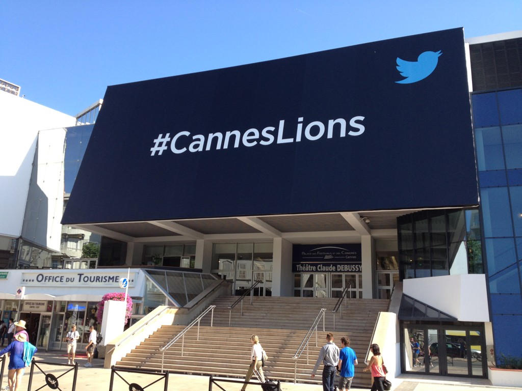 twitter-billboard-cannes.jpg