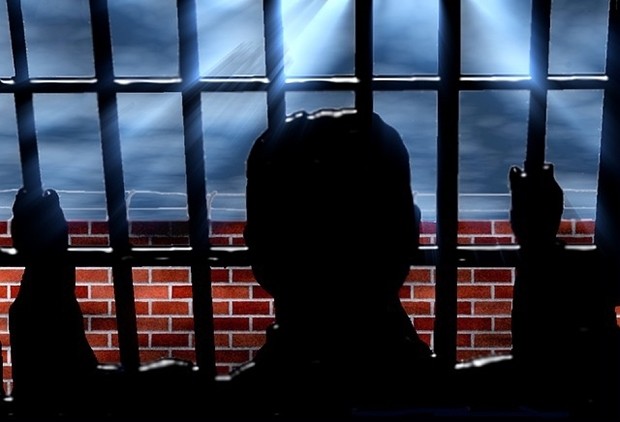 thumb_prison-407714_620.jpg