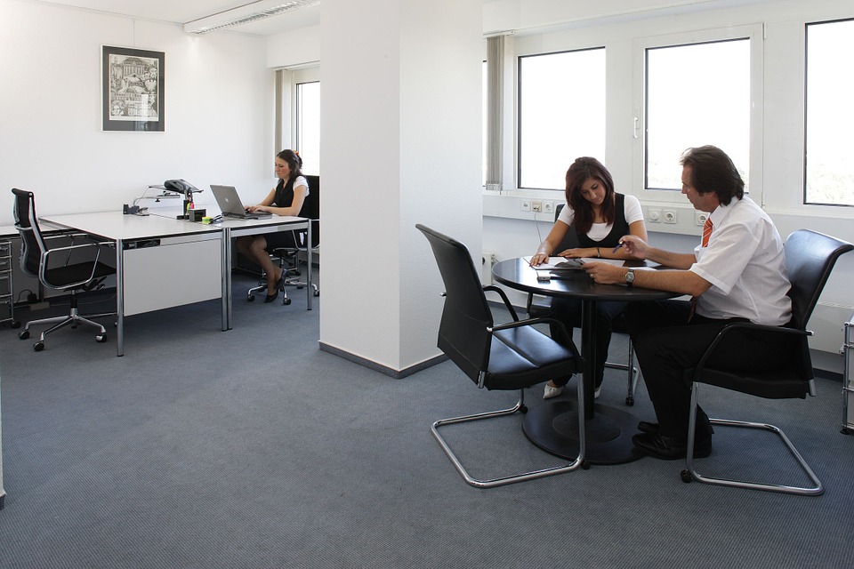 office-170639_960_720.jpg