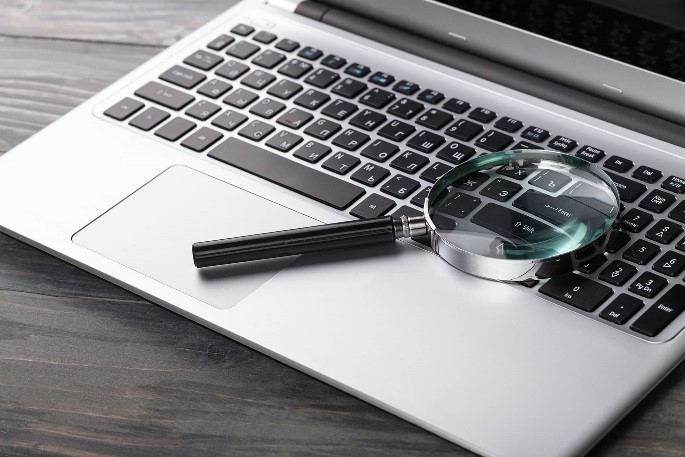 magnifying glass.jpg