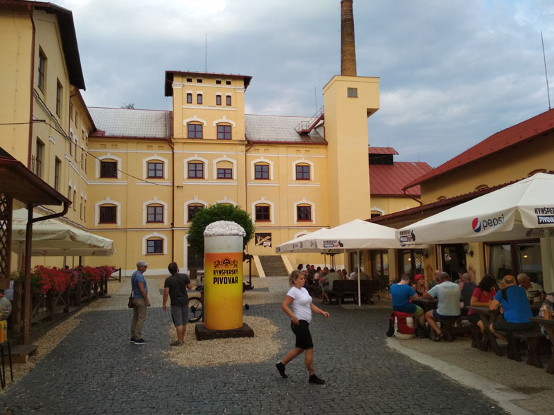06.jpg