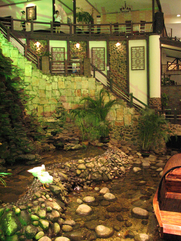 Kunmin-restaurant-01.jpg