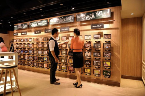 03-card_design_wall_merchandising.jpg
