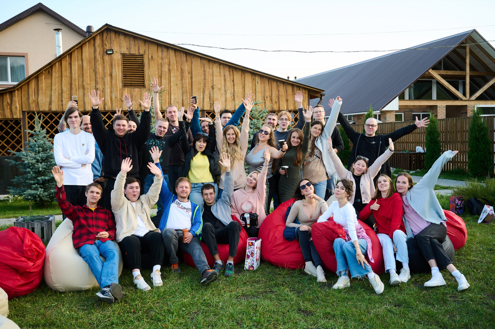 cabe176998b2844a1eea516dda66af6d-min