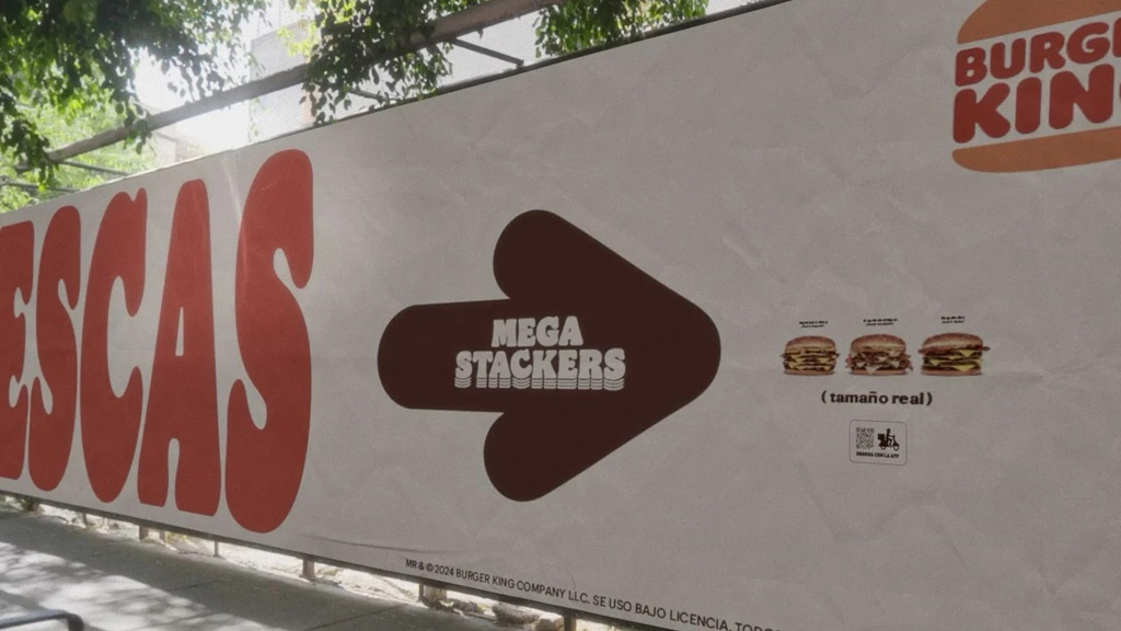 BURGER KING PUT ACTUAL-SIZE PRODUCT SHOTS ON LATEST BILLBOARDS