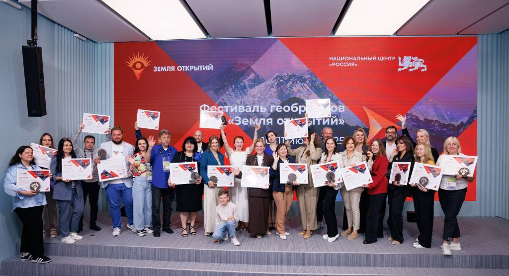 photo_5381875600400183650_y