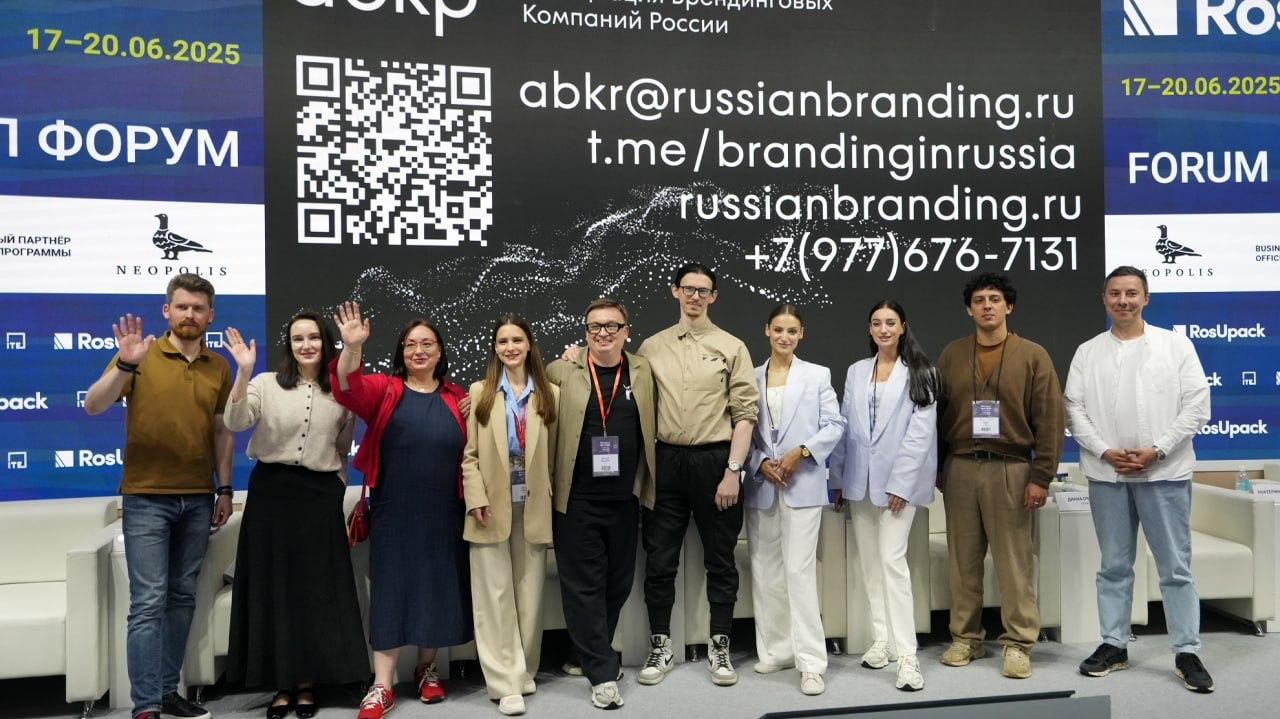 photo_5408922186284135581_y