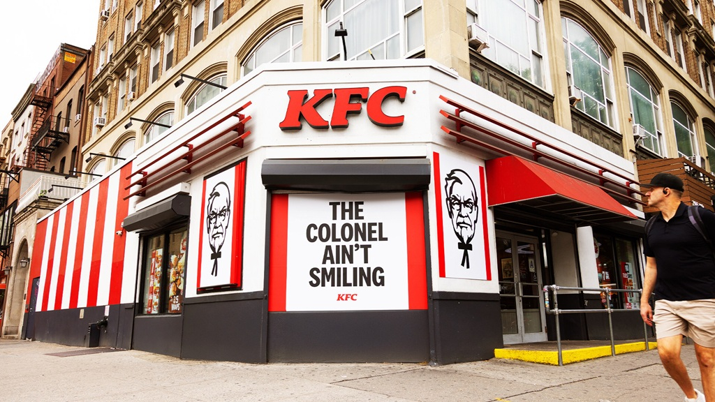 Colonel_Aint_Smiling