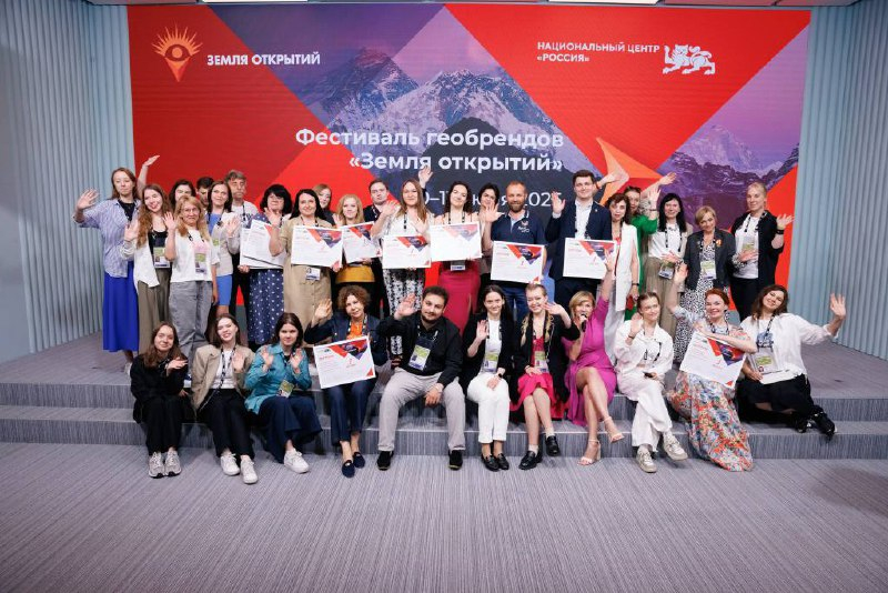 photo_5418271857641125160_x