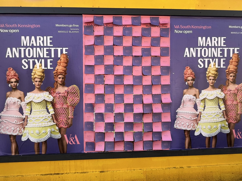 Marie Antoinette Style Exhibition1