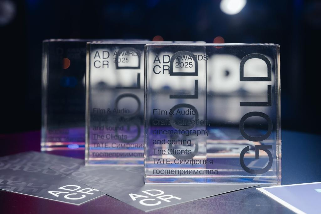 photo_5438201369182992565_y