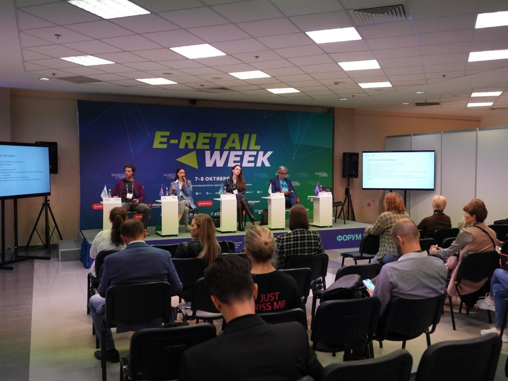 photo_5458512608828193576_y