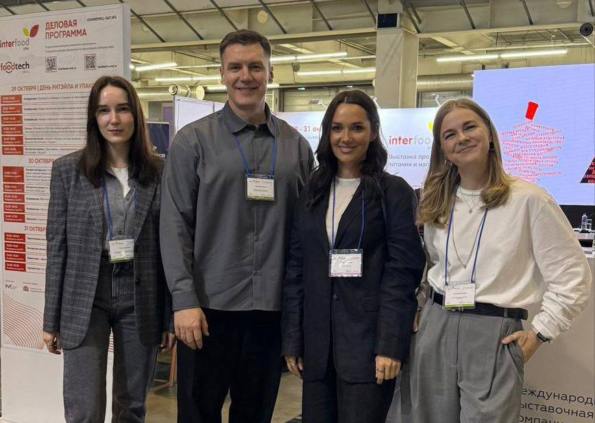 photo_5233520884469927358_y