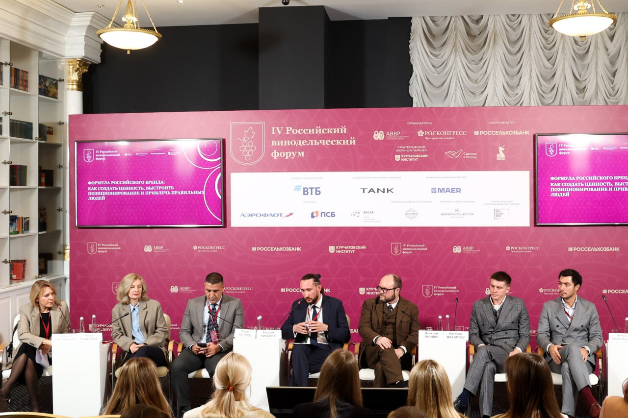 photo_5240413031374720265_y