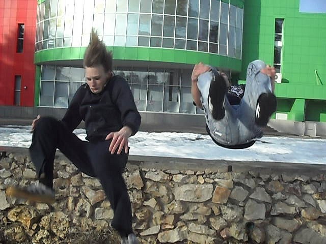 ��������