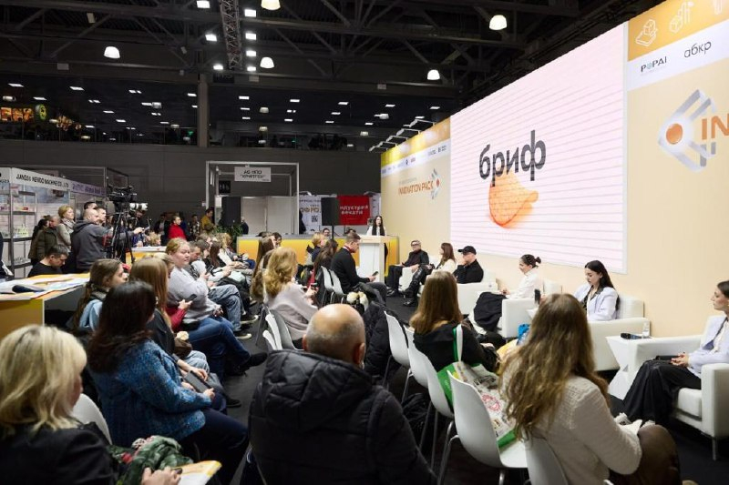 photo_5262885056181639529_x