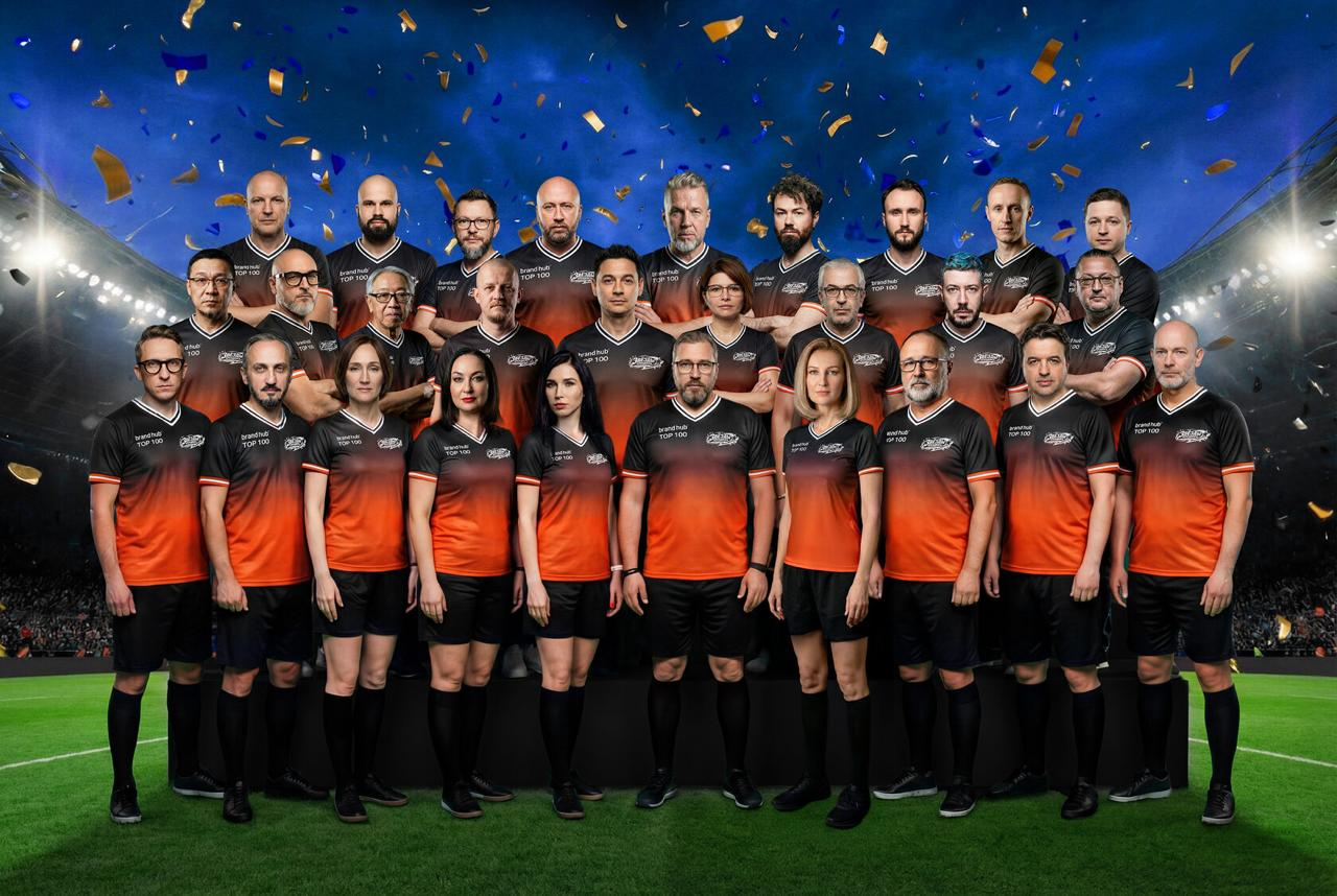 photo_5273896145442772371_y