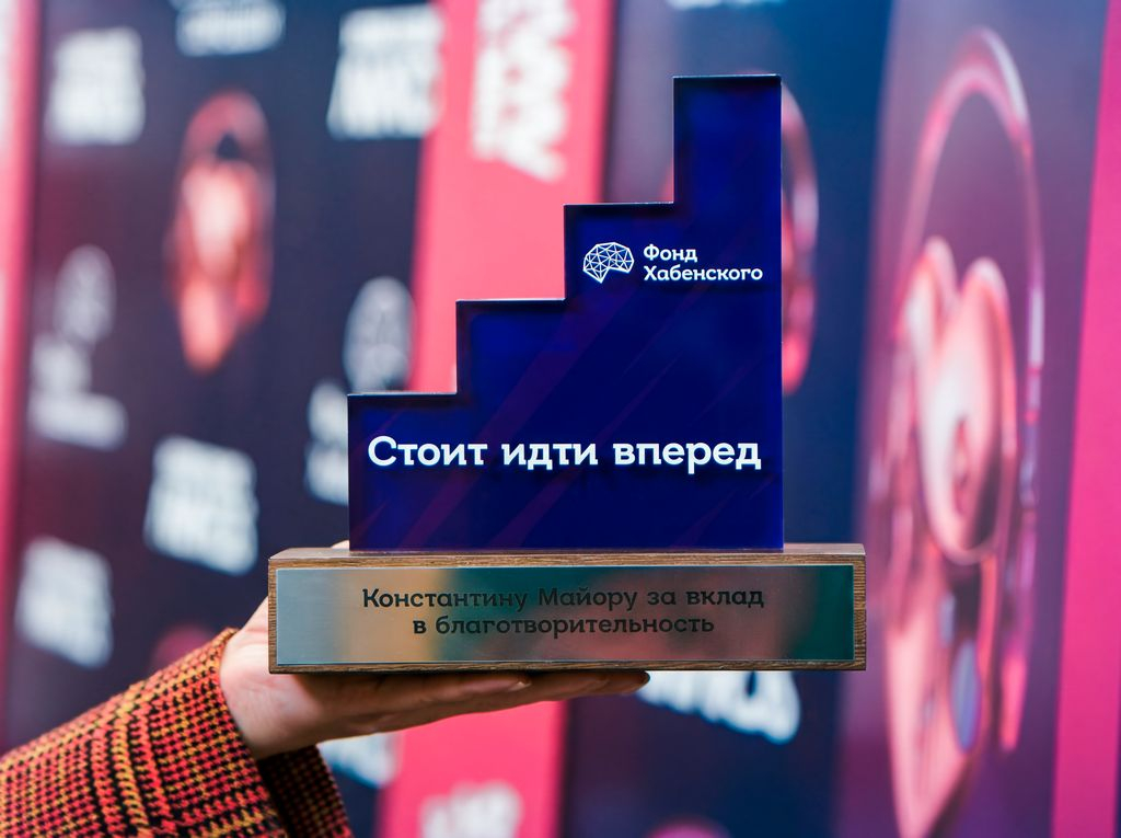 ? �? ? ? - 1K JPEG